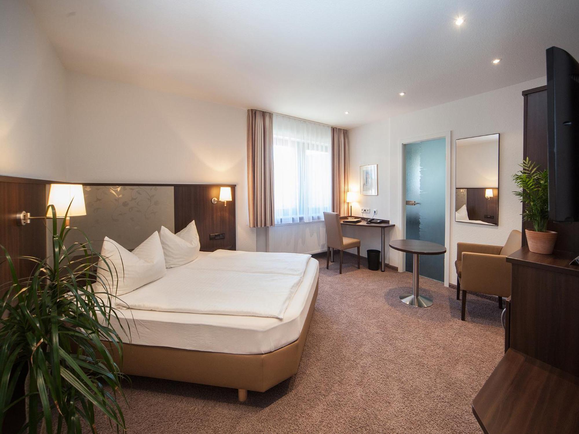 Hotel Engel Rheinmunster Esterno foto